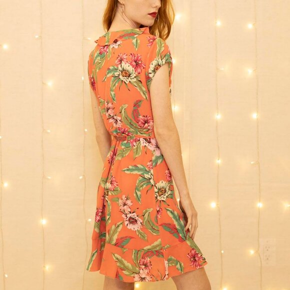 Aritzia Sunday Best Savoy Wrap Floral Dress In Coral Size 4 - Picture 4 of 7